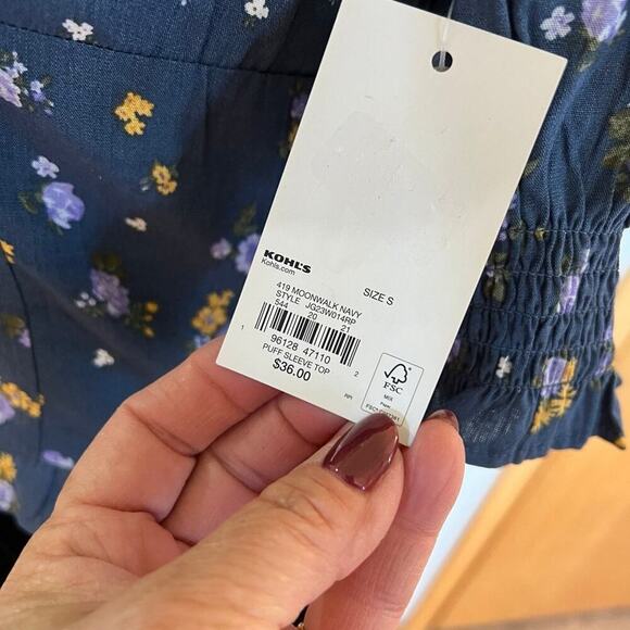 SO women's size S, top - Picture 9 of 9